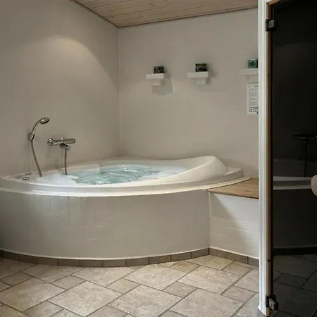 Gorgeous In With Sauna Tatil Evi